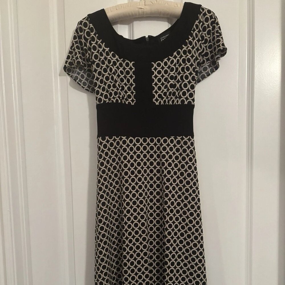 Cece - Women’s Black/White Scallop Midi Dress